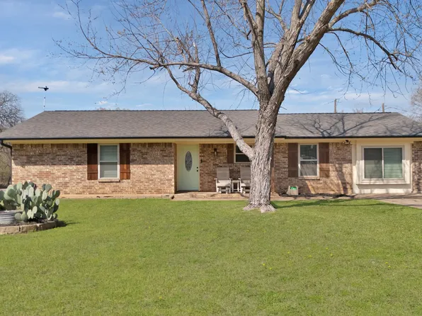 260 Gordon Dr, Azle, TX 76020