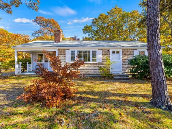 128 Rudder Rd, Barnstable, MA 02630
