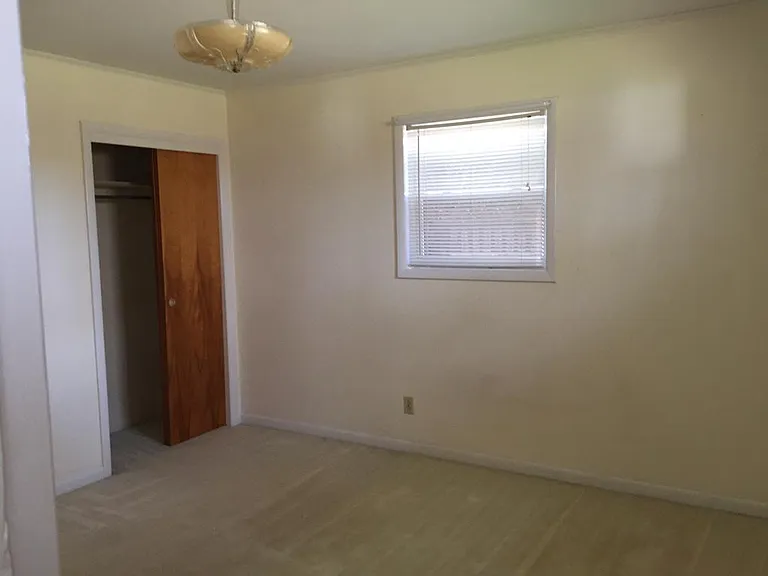 1209 Romans Dr — Photo 11