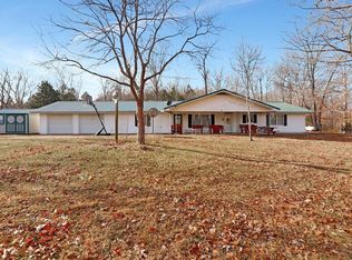 500 Bartlett Dr, Willow Springs, MO 65793