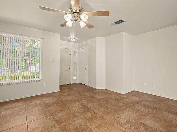 3rd image of 15537 Emmaleighs Ln