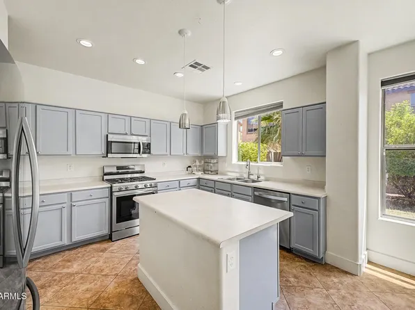 3859 E FAIRVIEW Street, Gilbert, AZ 85295