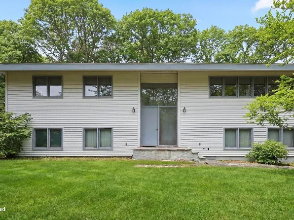 146 Hillside Drive, Centerville, MA 02632