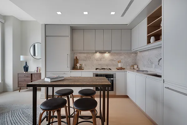 Sold by Nest Seekers International | media 16