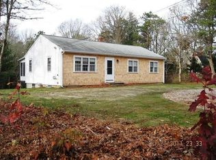 575 Old Stage Rd, Centerville, MA 02632