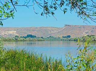 1201 Fox Run Rd, Homedale, ID 83628