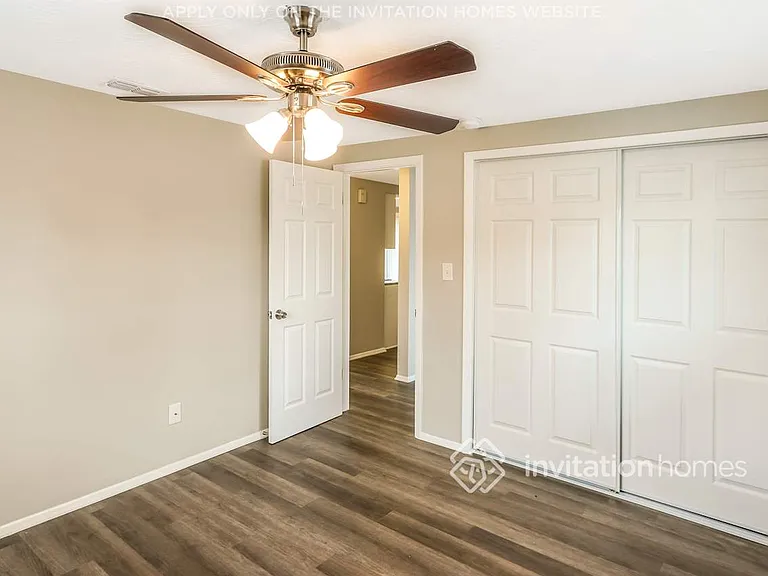 5124 Janice Ln — Photo 10