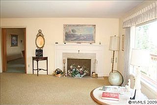 2nd image of 1430 Beaumount Dr NW