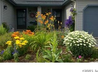 6186 Heddy Ln, Cicero, NY 13039