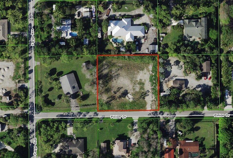 1st image of 9439 Pinion Dr