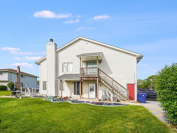 2nd image of 103 Red Barn Rd #103