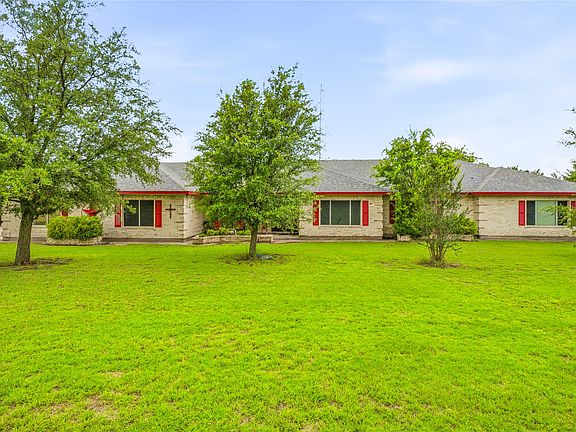 2nd image of 118 Pleasant Valley Ln