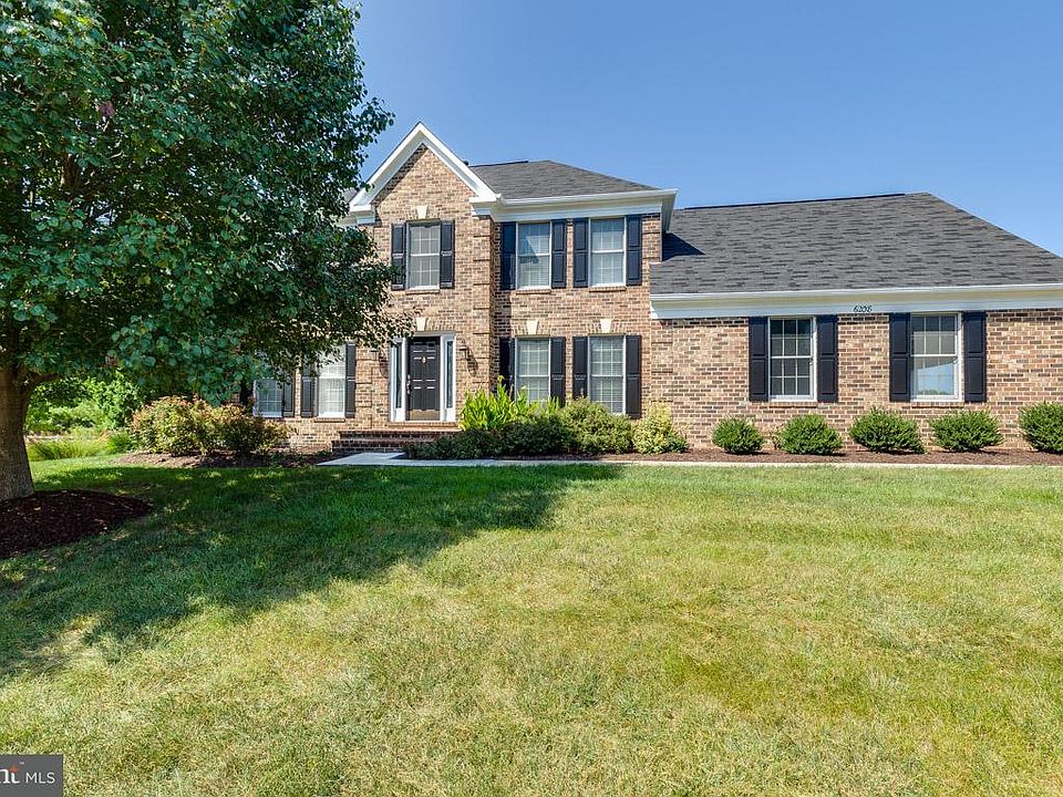 1st image of 6208 Secret Hollow Ln