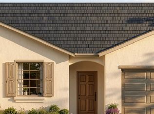 13498 5th St, Parlier, CA 93648