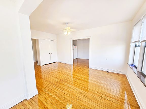 Great space for office or study area