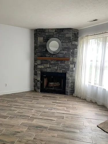 1826 Mountain Dr Photo 1