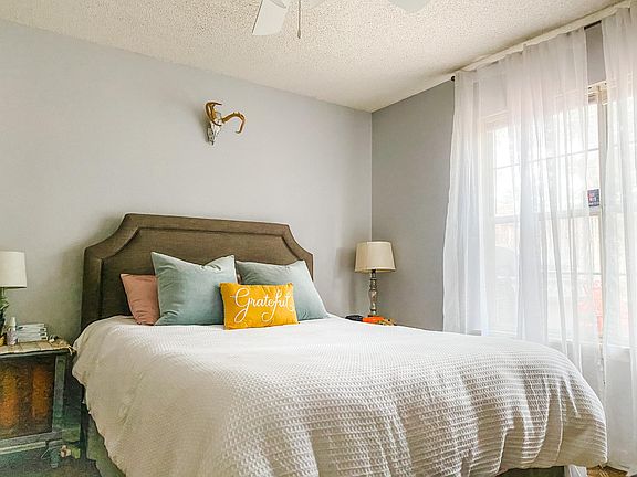 2nd image of 2824 Gulfwind Dr N