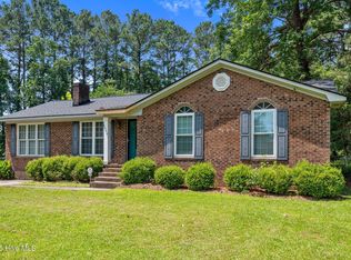 2426 Jay Cir, Greenville, NC 27858