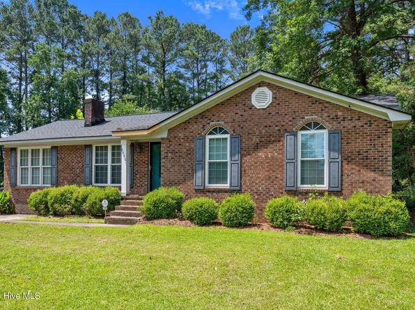 2426 Jay Circle, Greenville, NC 27858