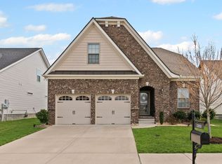 1231 Westgate Dr, Gallatin, TN 37066