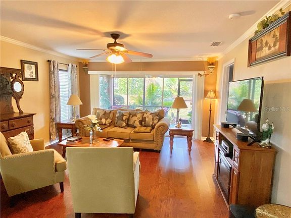 4th image of 4504 Turnberry Ln