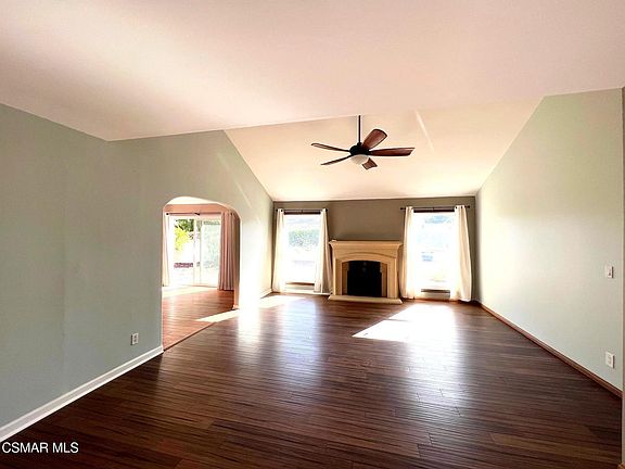 3rd image of 3271 Rosehill Cir