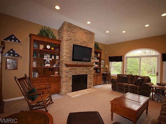 4th image of 182 Sunnywood Dr