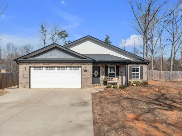 201 Lee Dr, Chesnee, SC 29323