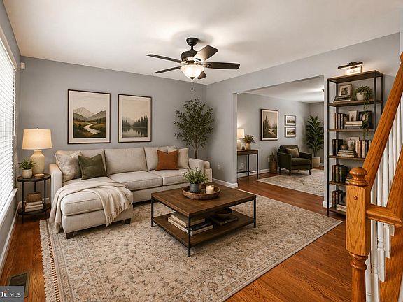 3rd image of 1294 Seabright Dr