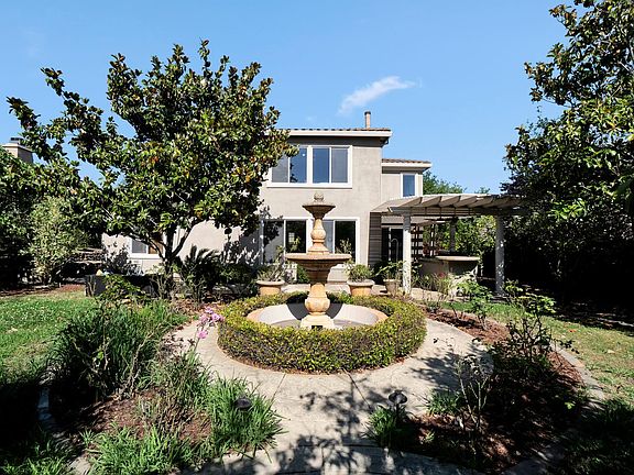 2nd image of 7068 Hearst Dr