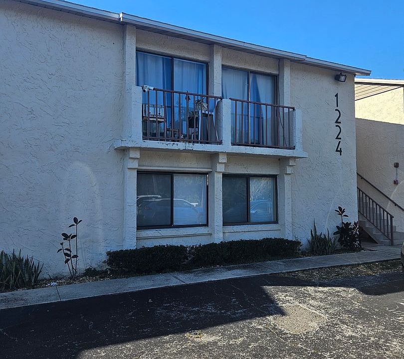 1st image of 1224 S Palmetto Ave APT 102