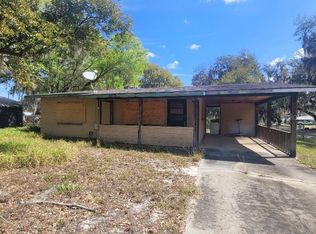 302 Woodham Ave, Frostproof, FL 33843
