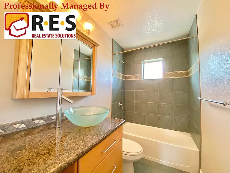 2257 Lowell Blvd — Photo 9