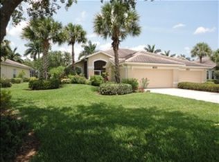 8787 Naples Heritage Dr, Naples, FL 34112