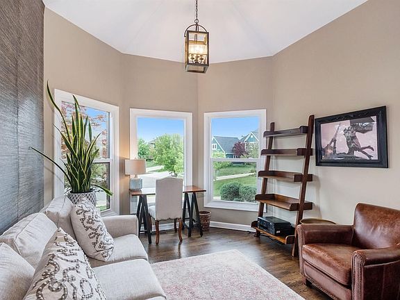 5th image of 1815 Cranberry Ct