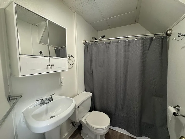 9 View St #2 — Photo 8