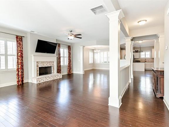 2nd image of 625 Aunt Lucy Ln SW Suite Unit 52 29