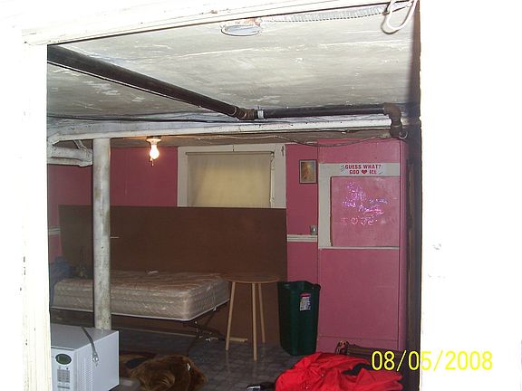 3rd image of 11 Kenwood Pl