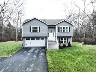 90 Mockingbird Dr, Exeter, RI, 02822