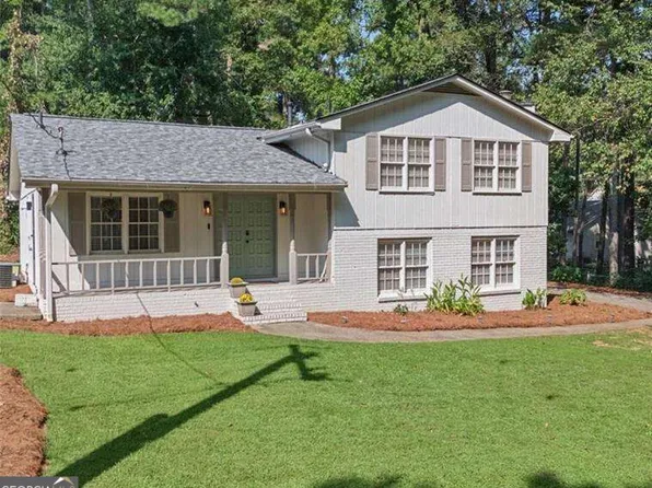 3167 Mountain Creek Ln NE, Roswell, GA 30075