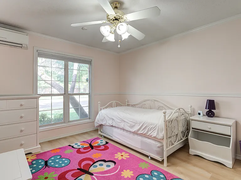 105 N Vale Ave — Photo 32