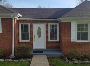 1527 Madison St, Clarksville, TN 37040