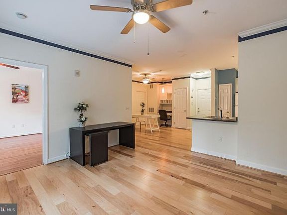 5th image of 501 Hungerford Dr APT P80