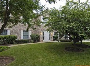 1955 Matthew Ct UNIT D, Elgin, IL 60123