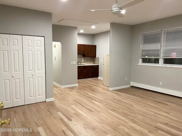 819 16th Ave #3, Belmar, NJ 07719