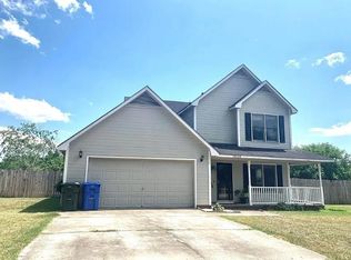 1036 Locks Creek Rd, Fayetteville, NC 28312