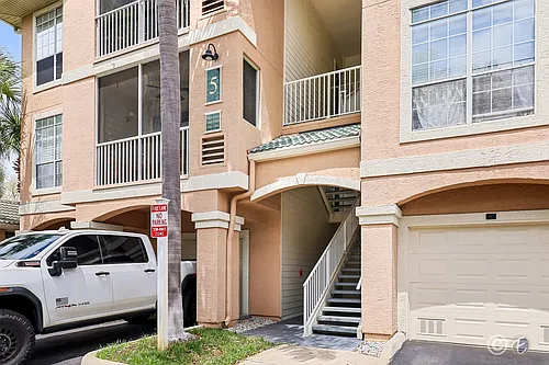 5302 Bay Club Cir Photo 1