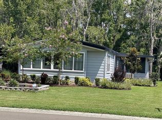 701 Robin Ln, Wildwood, FL 34785