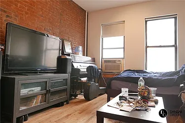 Rented by JK Dansar Corp