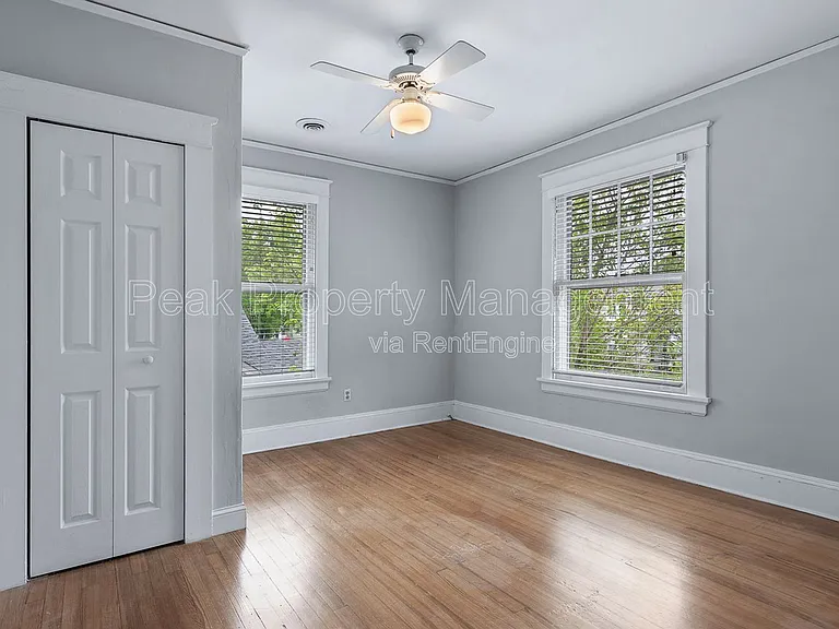 1310 Greycourt Ave — Photo 19